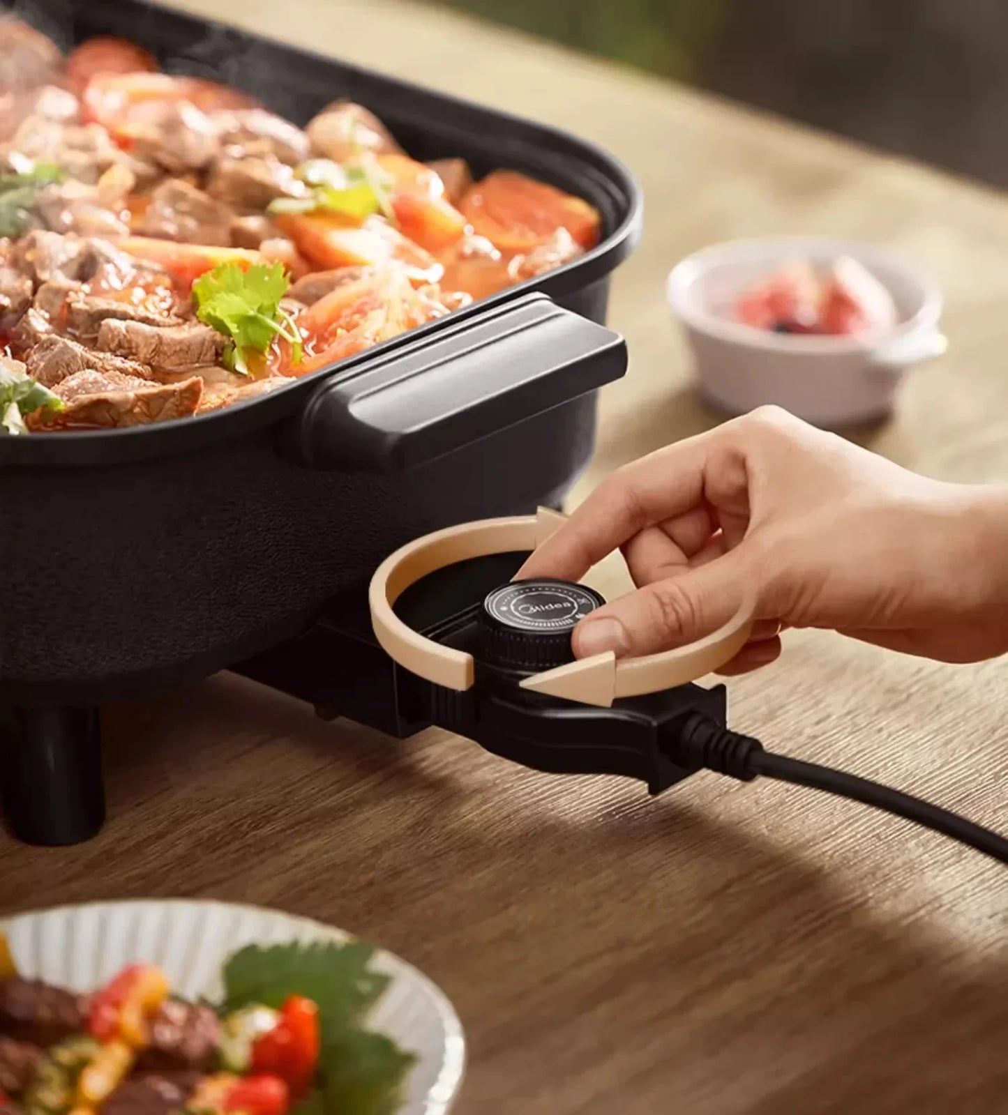 home use kitchen multifunctional Electric hot pot large firepower  integrated barbecue special for boiling and frying