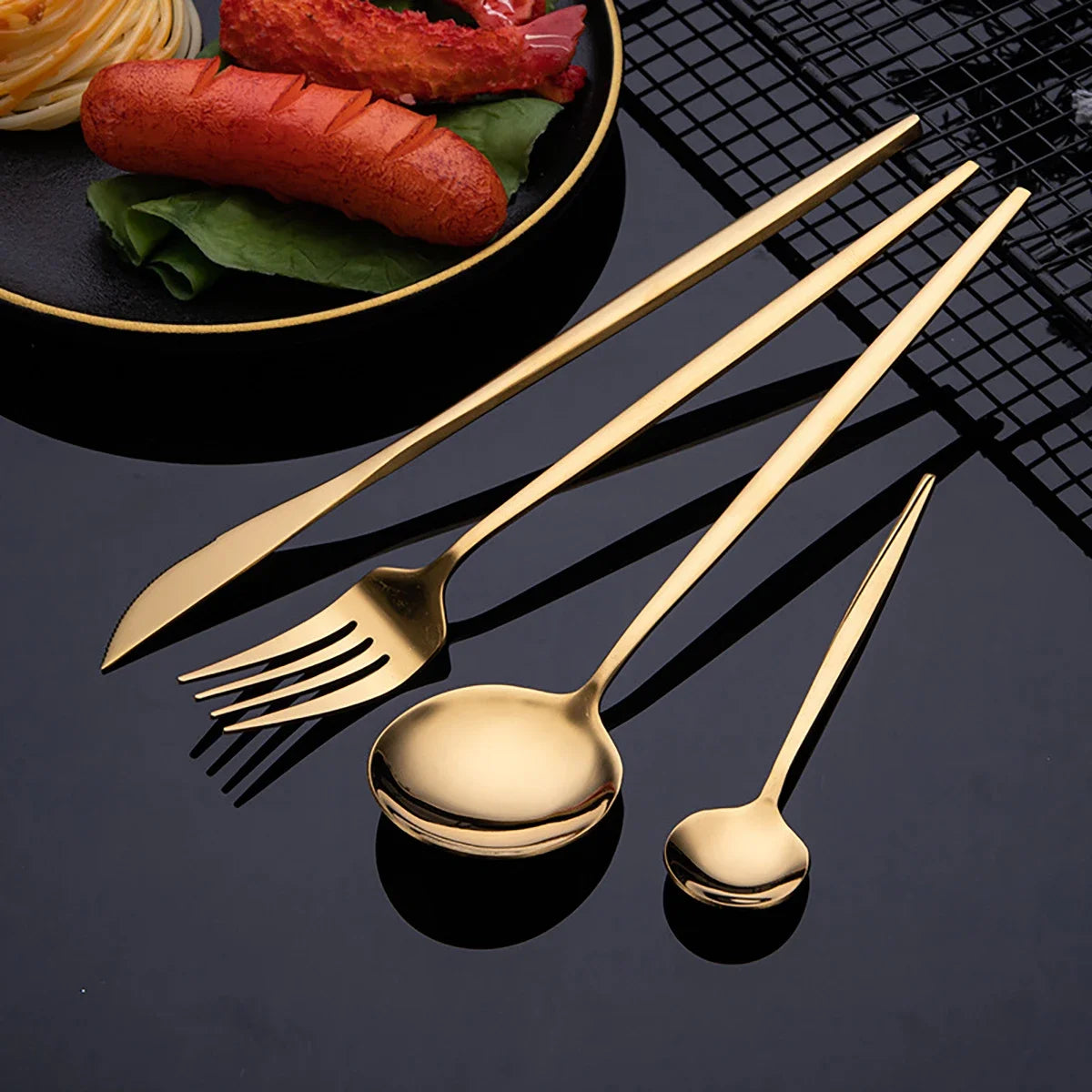 16Pcs Dinnerware Stainless Steel Cutlery Set Knife Fork Tea Spoon Dinner Flatware Set Kitchen Silverware Tableware